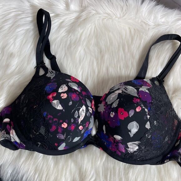 Torrid Floral/Lace Black T-Shirt Bra Sz 42C - Picture 1 of 6